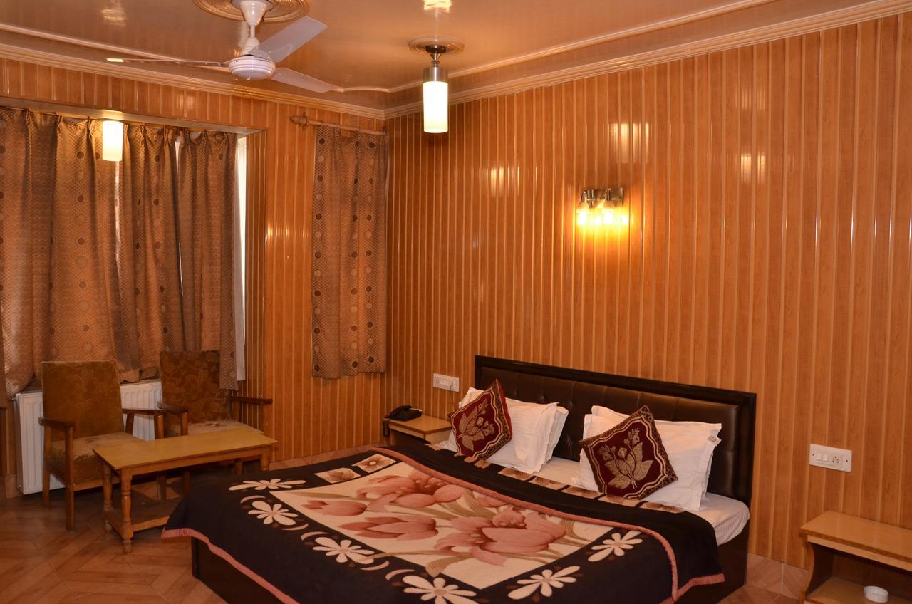 Kaisar Srīnagar Exterior foto